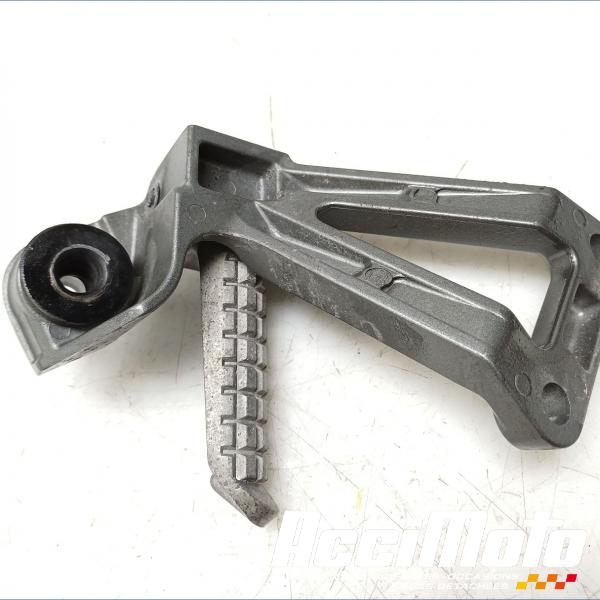 Pièce Moto Platine repose-pied arrière (droit) KAWASAKI ZX6R
