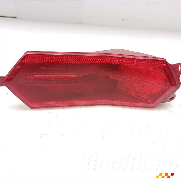 Pièce Moto Feu arrière YAMAHA R1 YZF1000