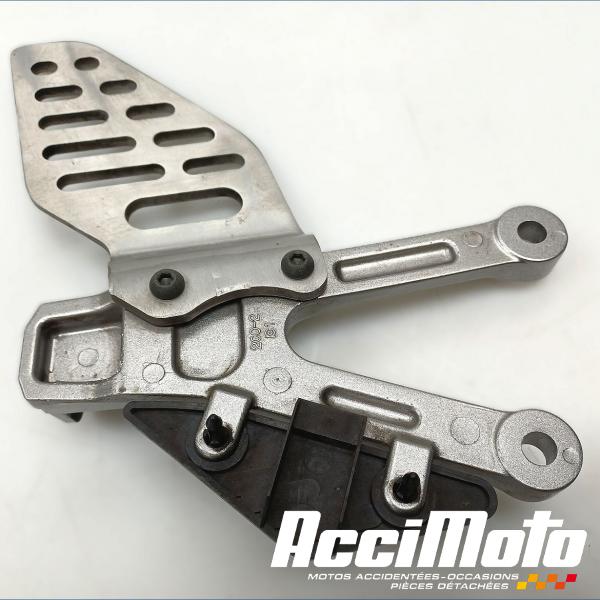 Pièce Moto Platine repose-pied avant (gauche) YAMAHA R6 YZF600