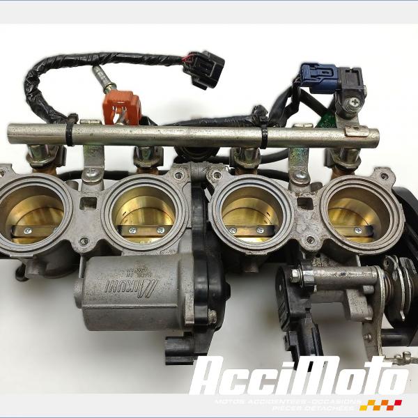 Pièce Moto Rampe d'injection (moteur) YAMAHA R6 YZF600