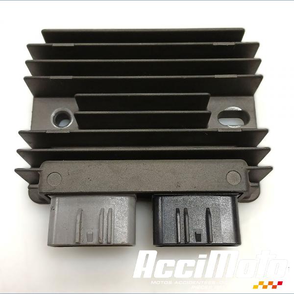 Pièce Moto Régulateur de tension  PIAGGIO MP3 400 HPE