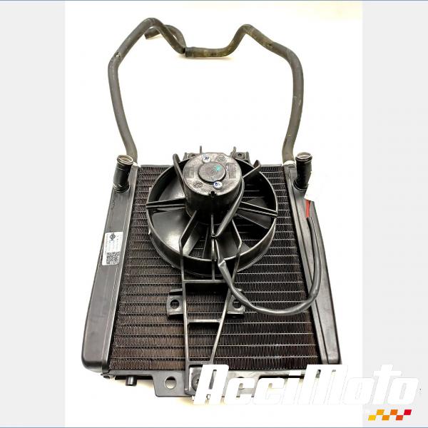 Pièce Moto Radiateur de refroidissement PIAGGIO MP3 400 HPE