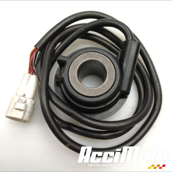 Pièce Moto Capteur compteur (sur roue avant) TRIUMPH TT 600