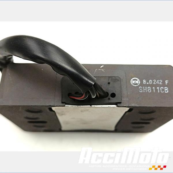 Pièce Moto Régulateur de tension  TRIUMPH TT 600