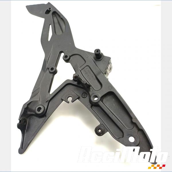 Pièce Moto Platine repose-pieds (droit) KAWASAKI ER6 N