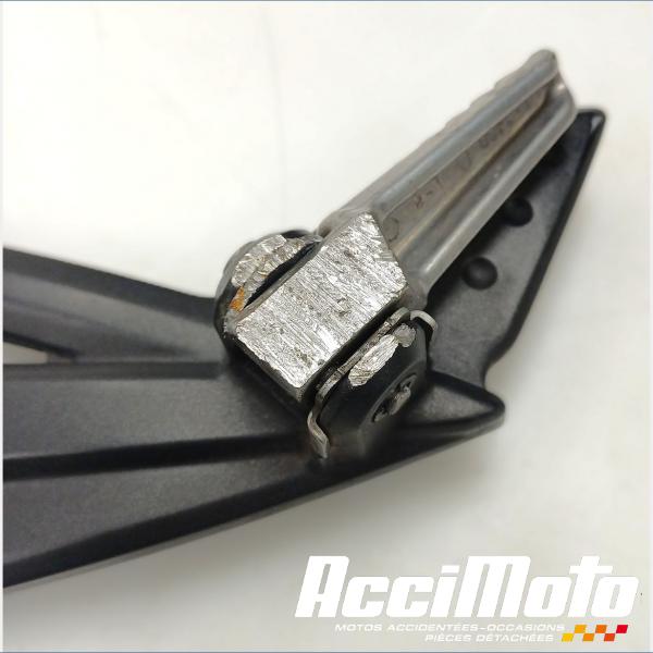 Pièce Moto Platine repose-pieds (gauche) KAWASAKI ER6 N