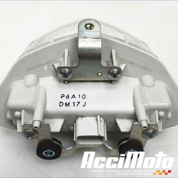 Pièce Moto Feu arrière SUZUKI GSR 750