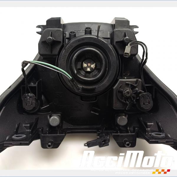 Pièce Moto Phare (optique avant) SUZUKI GSR 750