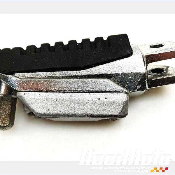 Pièce Moto Repose-pied avant (droit) SUZUKI GSR 750
