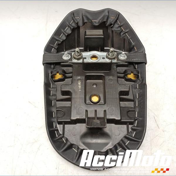 Pièce Moto Selle passager SUZUKI GSXR 1000
