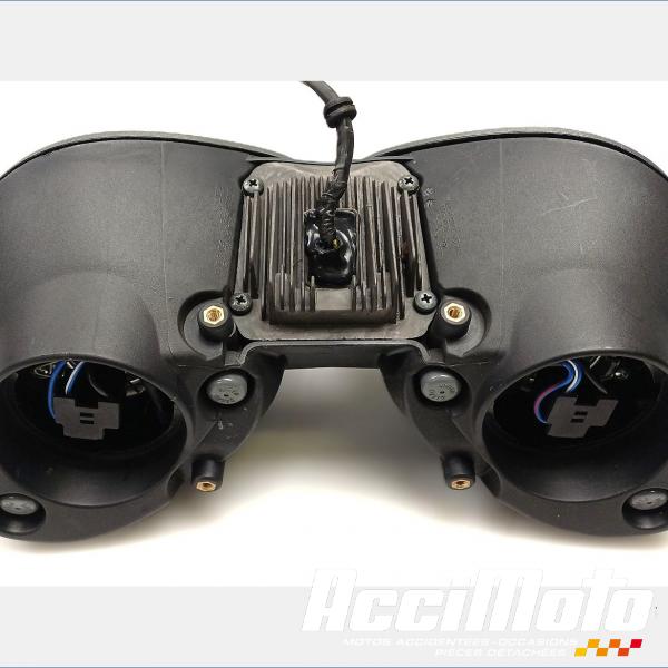 Pièce Moto Phare (optique avant) TRIUMPH SPEED TRIPLE 1050 R