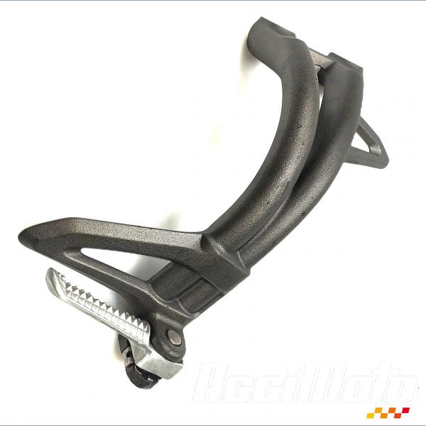 Pièce Moto Platine repose-pied arrière (droit) TRIUMPH SPEED TRIPLE 1050 R