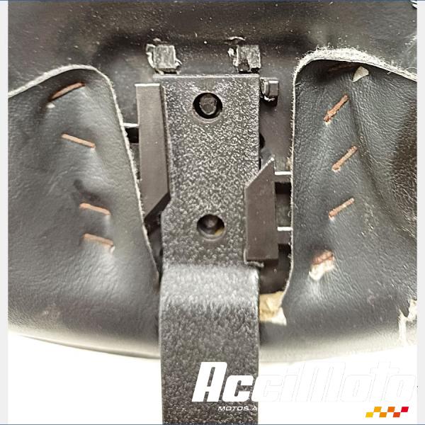 Pièce Moto Selle pilote HARLEY DAVIDSON DYNA STREET BOB FXDB