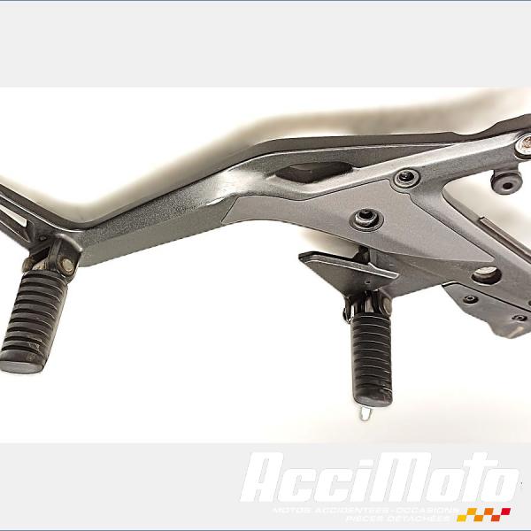 Pièce Moto Platine repose-pieds (droit) KAWASAKI ER6 N