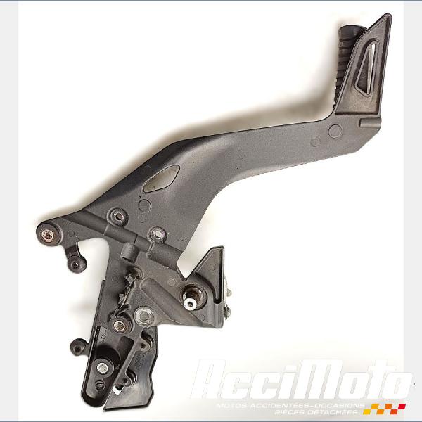 Pièce Moto Platine repose-pieds (droit) KAWASAKI ER6 N