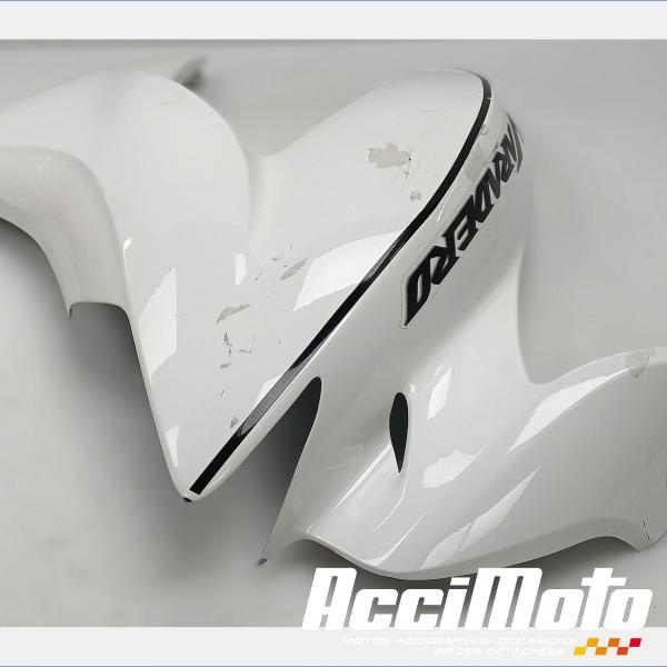 Pièce Moto Flanc de carénage avant (droit) HONDA VARADERO XL125V