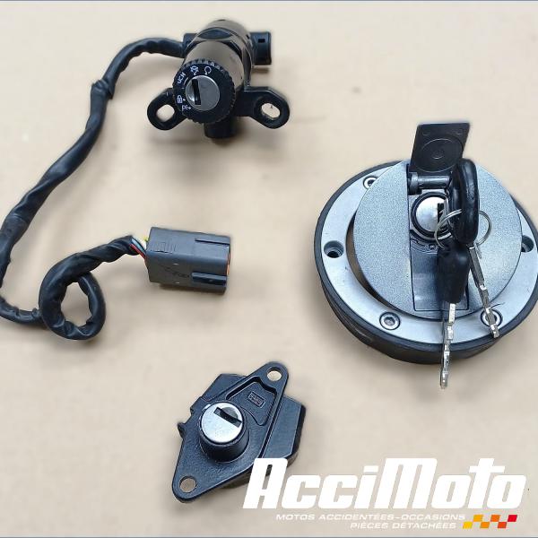 Pièce Moto Kit neiman (jeu de serrure) TRIUMPH STREET TRIPLE 675 R