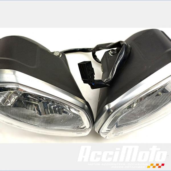 Pièce Moto Phare (optique avant) TRIUMPH STREET TRIPLE 675 R