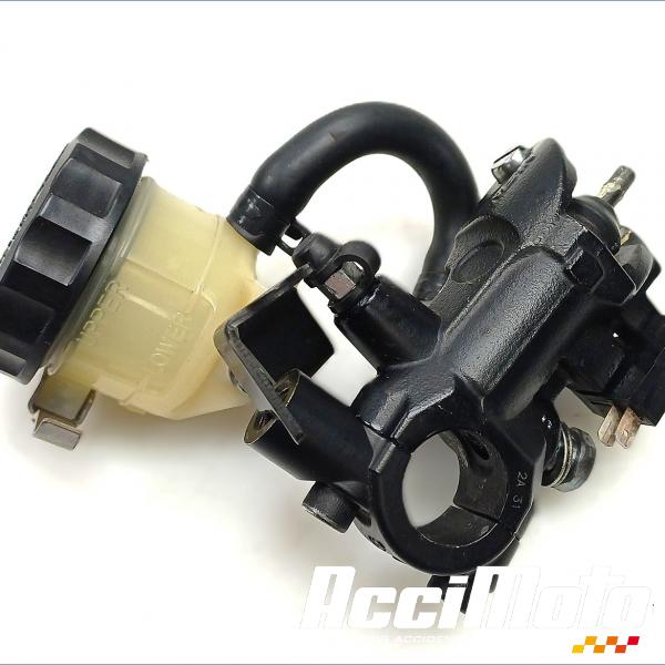 Pièce Moto Maître cylindre de frein avant TRIUMPH STREET TRIPLE 675 R