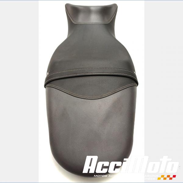 Pièce Moto Selle (origine) TRIUMPH STREET TRIPLE 675 R