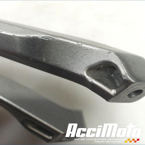 Pièce Moto Platine repose-pied arrière (gauche) YAMAHA R1 YZF1000