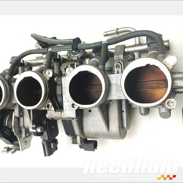 Pièce Moto Rampe d'injection (moteur) YAMAHA R1 YZF1000