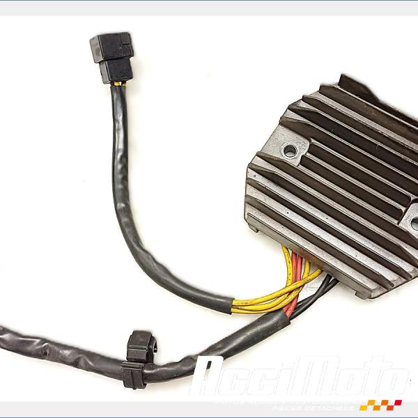 Pièce Moto Régulateur de tension  TRIUMPH SPEED TRIPLE 1050 