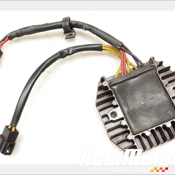 Pièce Moto Régulateur de tension  TRIUMPH SPEED TRIPLE 1050 