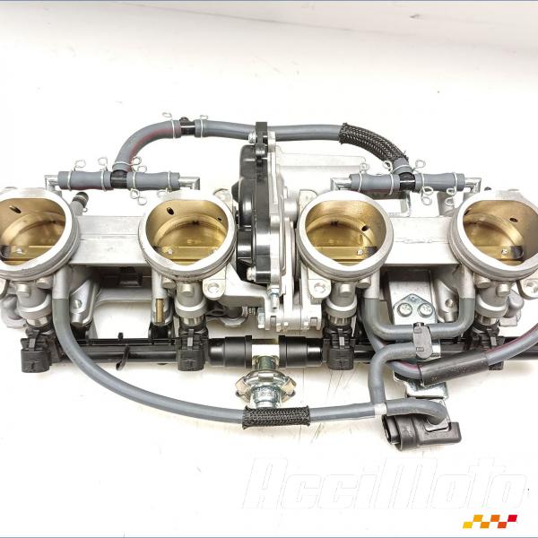 Pièce Moto Rampe d'injection (moteur) YAMAHA R1 YZF1000