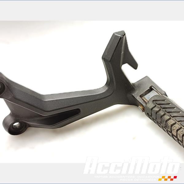 Pièce Moto Platine repose-pied arrière (gauche) KAWASAKI Z 650