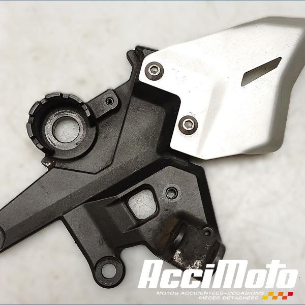 Pièce Moto Platine repose-pied avant (gauche) KAWASAKI Z 650