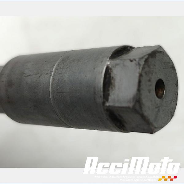 Pièce Moto Axe de roue avant  HONDA CB500