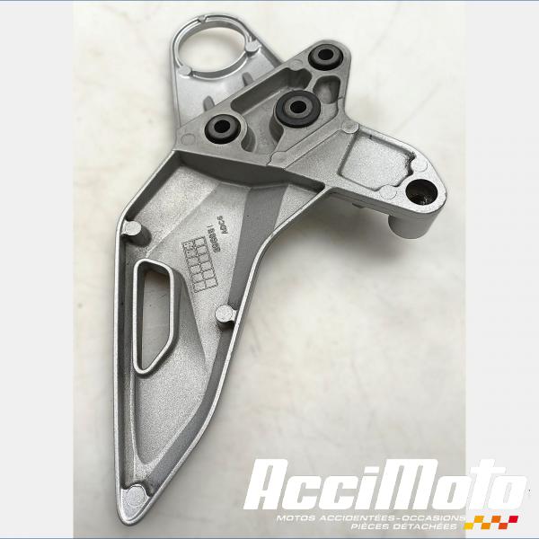 Pièce Moto Platine repose-pied avant (gauche) SUZUKI B KING 1340
