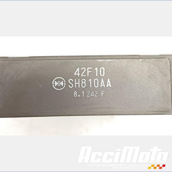 Pièce Moto Régulateur de tension  SUZUKI GSR 600