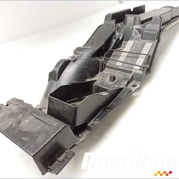 Pièce Moto Passage de roue SUZUKI GSR 600