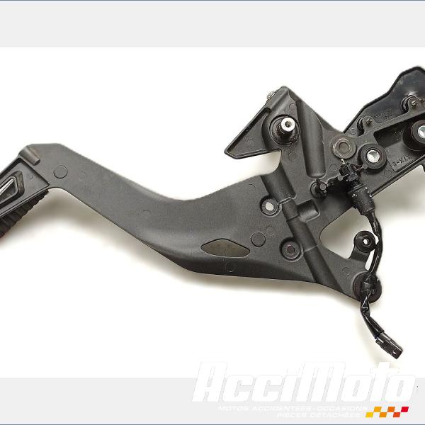 Pièce Moto Platine repose-pieds (droit) KAWASAKI ER6 N