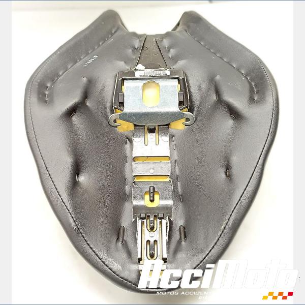 Pièce Moto Selle pilote HARLEY DAVIDSON SPORTSTER XL883N IRON