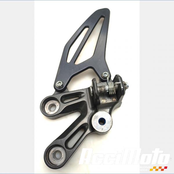 Pièce Moto Platine repose-pied avant (gauche) YAMAHA R7 YZF