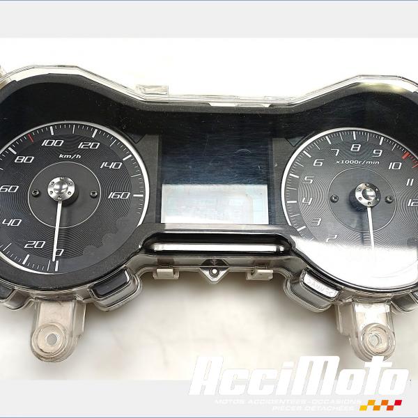 Pièce Moto Compteur (tableau de bord) YAMAHA XMAX YP125R