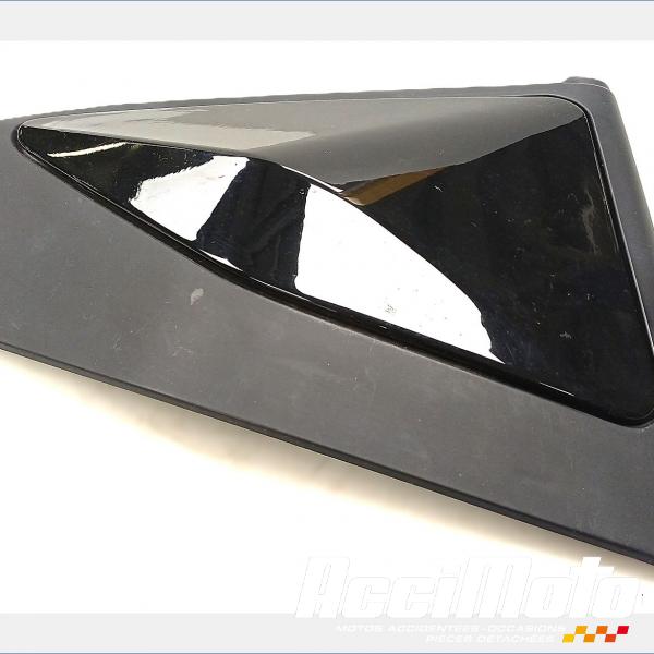 Part Motor bike Cache sous selle (droit) LEONART PILDER 125