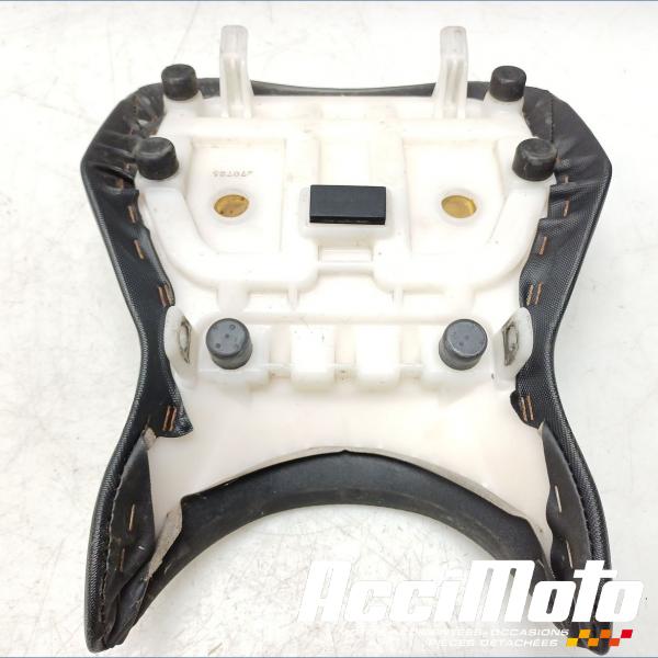 Part Motor bike Selle pilote SUZUKI GSR 750