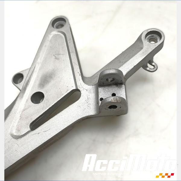 Pièce Moto Platine repose-pieds (droit) HONDA HORNET CB900F