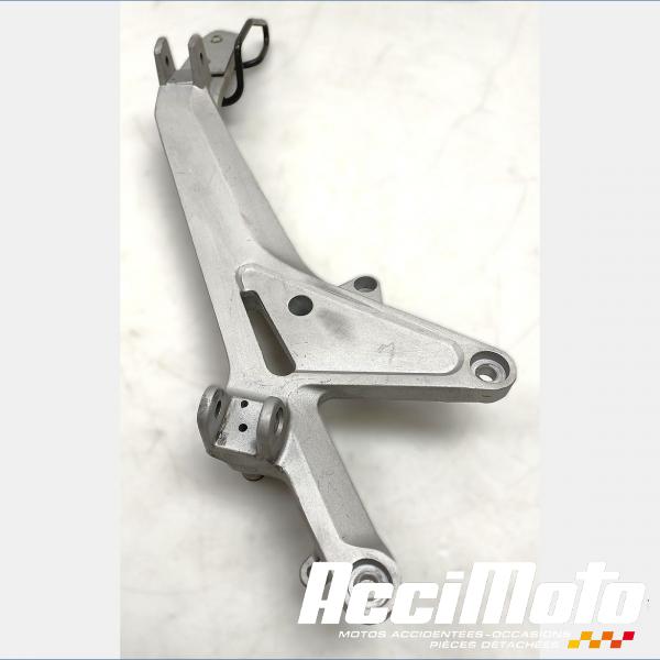 Pièce Moto Platine repose-pieds (droit) HONDA HORNET CB900F