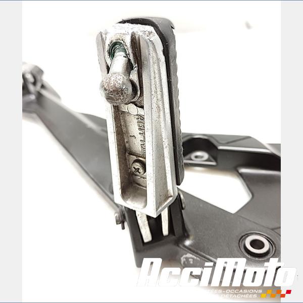 Pièce Moto Platine repose-pieds (droit) YAMAHA XJ6F DIVERSION