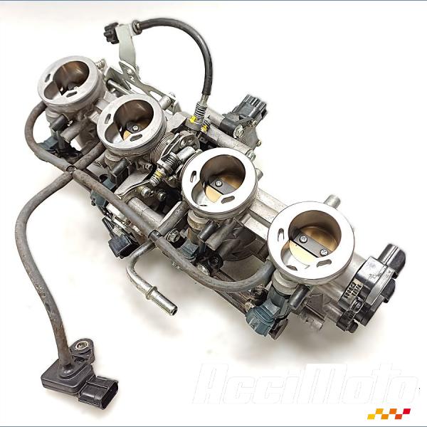 Part Motor bike Rampe d'injection (moteur) KAWASAKI Z 750