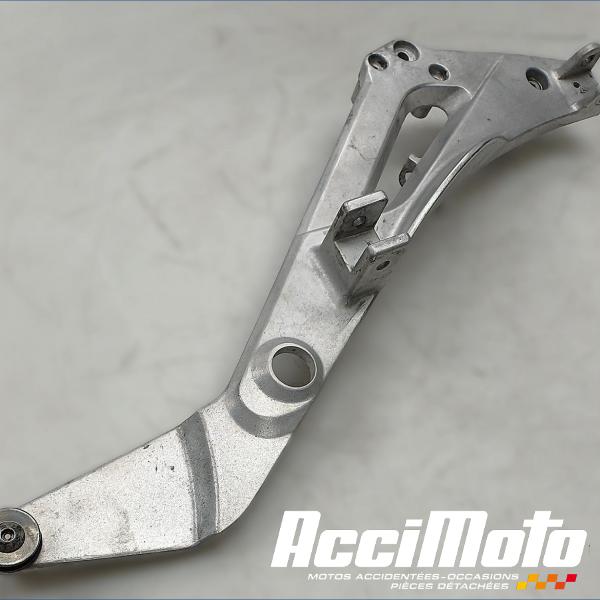 Pièce Moto Platine repose-pieds (droit) HONDA DEAUVILLE NT650V