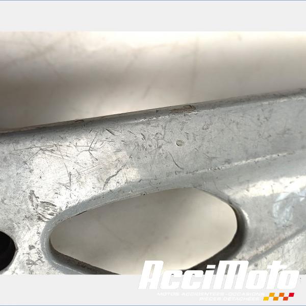 Pièce Moto Platine repose-pieds (droit) HONDA SLR650