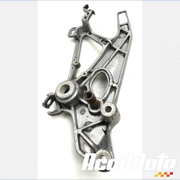 Pièce Moto Platine repose-pieds (droit) HONDA SLR650