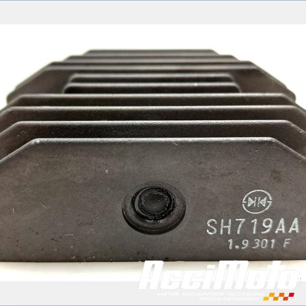 Pièce Moto Régulateur de tension  YAMAHA TMAX XP560