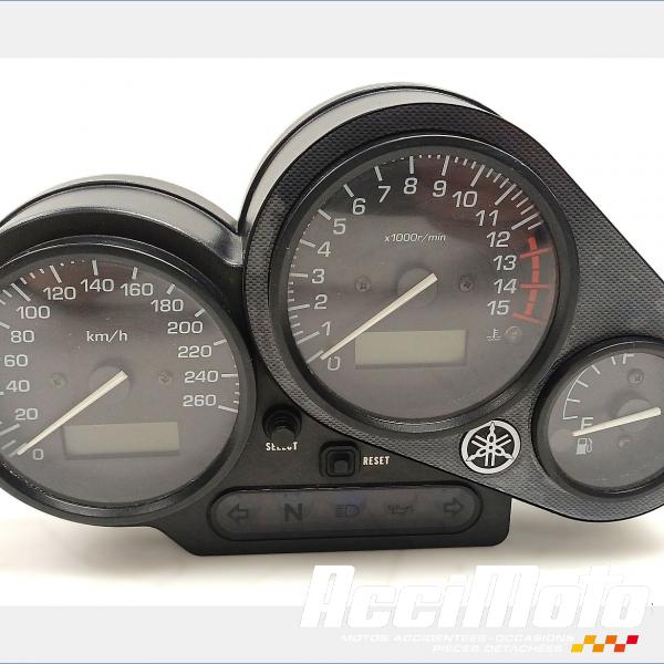 Pièce Moto Compteur (tableau de bord) YAMAHA FAZER FZS600